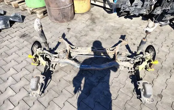 Volkswagen PASSAT CC Rear axle beam 