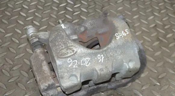 Land Rover Discovery 5 Front brake caliper