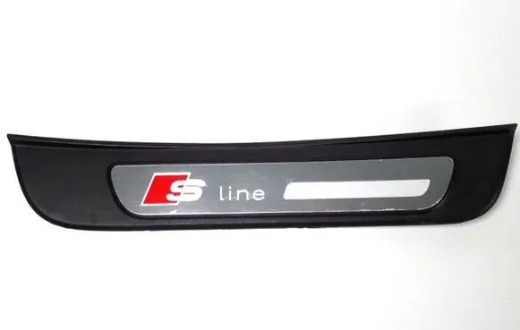 Audi A5 8T 8F Rear sill trim cover 8T8853376B