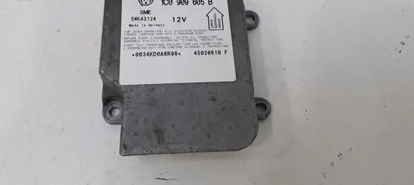 Volkswagen PASSAT B5.5 Airbag control unit/module 1C0909605B