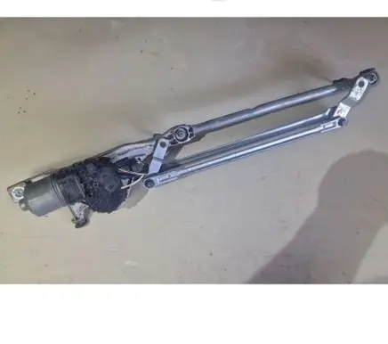 Ford Focus Front wiper linkage and motor 4M5117508AA 0390241731 BP4K67340