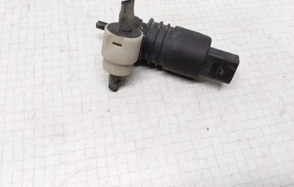 Audi A3 S3 8L Windscreen/windshield washer pump