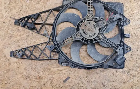 Fiat Grande Punto Electric radiator cooling fan 871300200
