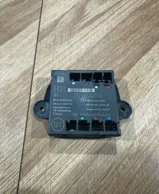 Mercedes-Benz E W212 Door control unit/module A2129004006 A2129029902 A2128208626