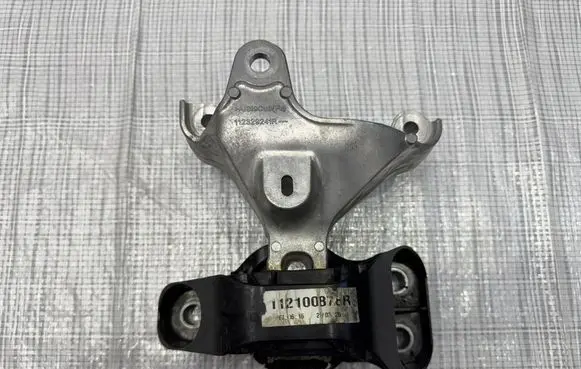 Renault Kangoo II Engine mount vacuum valve 112329241R