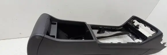 Volkswagen Touareg II Center console 7P1863241