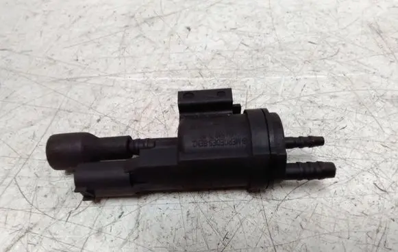 Mercedes-Benz E W212 Vacuum valve 0025407097