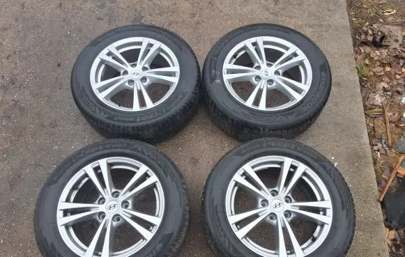 Hyundai Tucson TL R17 alloy rim 