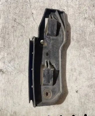 Volkswagen PASSAT B5.5 Front bumper mounting bracket 3B0807184E