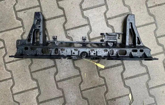 BMW X5M E70 Rear bumper mounting bracket 7226939