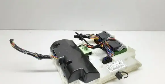Volvo V60 Fuse module 31327996