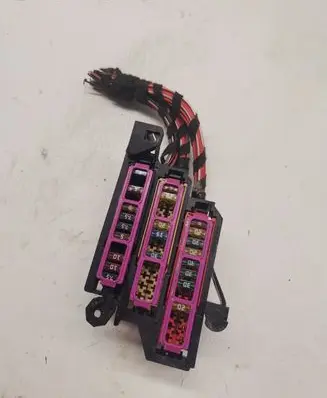 Porsche Macan (95B) Fuse module 8K0941824