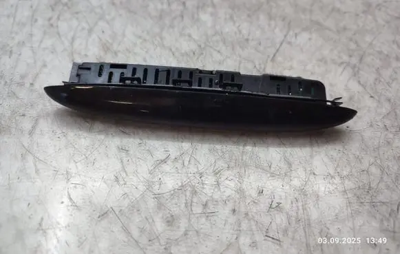 Mercedes-Benz E W211 Parking PDC sensor display screen A1715420123