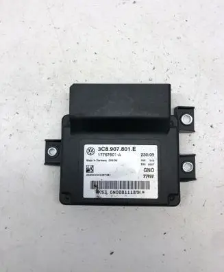 Volkswagen PASSAT CC Hand brake control module 3C8907801E 17767601A