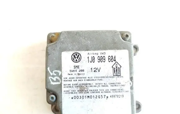 Volkswagen PASSAT B5 Airbag control unit/module 1J0909604 49970219 5WK4200