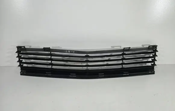 Toyota Prius (XW20) Front grill 5311147010