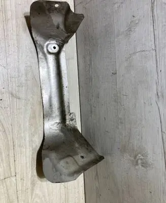 Ford Kuga II Exhaust heat shield F1F13C567AA