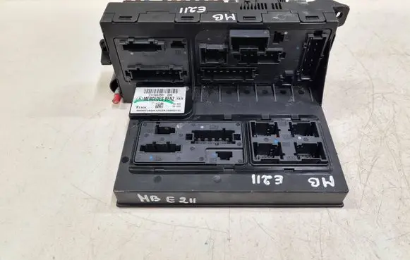 Mercedes-Benz E W211 SAM control unit 2115453901 211545390109