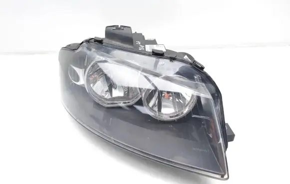 Audi A3 S3 8P Headlight/headlamp 8P0941004L 0301206602