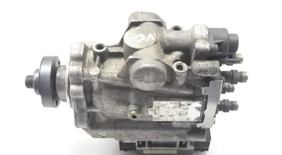 Opel Vectra C Fuel injection high pressure pump 12992763