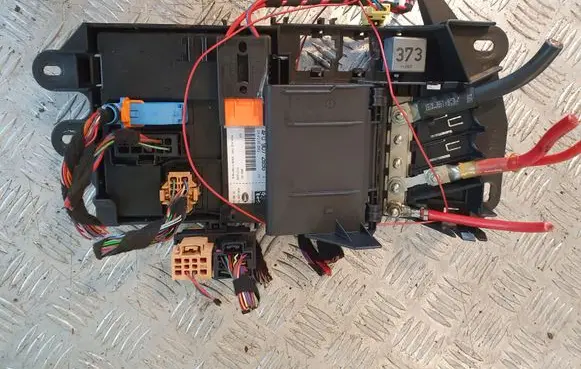 Audi A6 S6 C6 4F Fuse box set 4F0907289G
