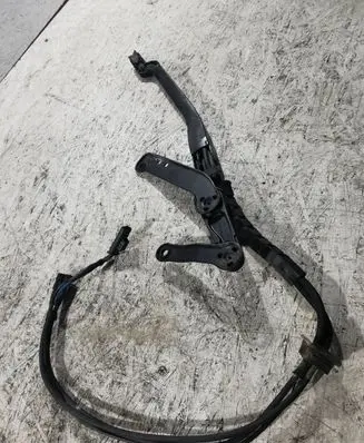 Mercedes-Benz S C217 Front wiper blade arm W000052849