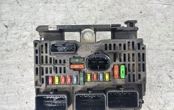 Peugeot 407 BSM Control unit 