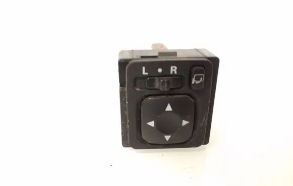 Mitsubishi Grandis Wing mirror switch 183569