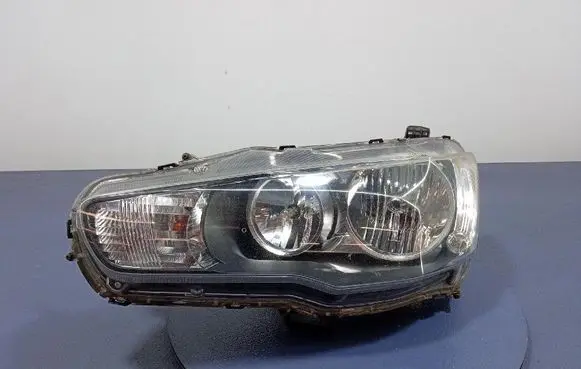 Mitsubishi Lancer VIII Headlight/headlamp STANLEYP6119L