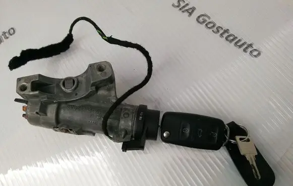 Volkswagen Polo V 6R Ignition lock 4B0905851Q AM60HP