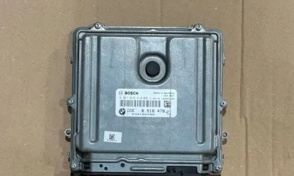 BMW 6 F12 F13 Engine control unit/module 8518478