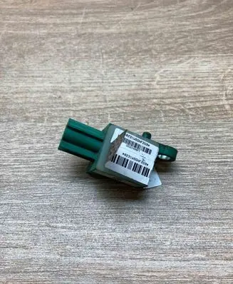 Volkswagen PASSAT B6 Airbag deployment crash/impact sensor 3C0909606