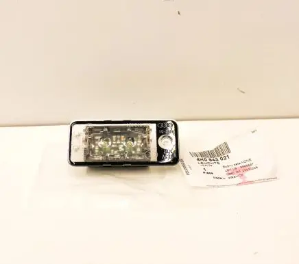 Audi A8 S8 D4 4H Number plate light 4H0943021