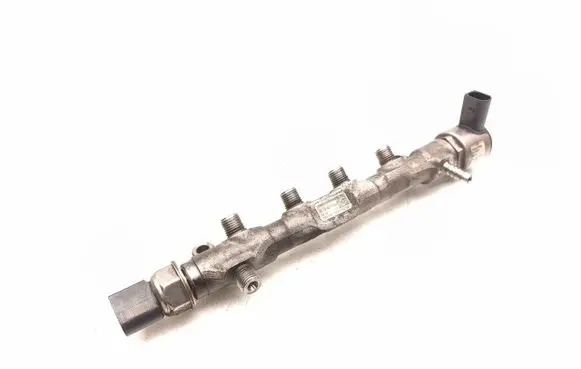 Skoda Octavia Mk3 (5E) Fuel main line pipe 04L130089F 04L130764B