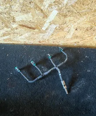 Land Rover Evoque I Fuel return line/hose 