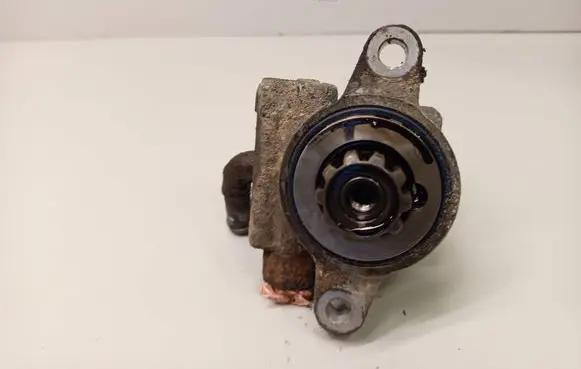 Toyota Hilux (AN10, AN20, AN30) Power steering pump 