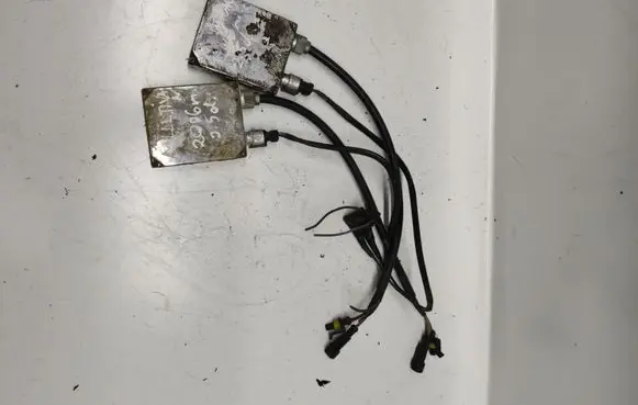 Volkswagen Multivan T5 Headlight ballast module Xenon EKB9C011690