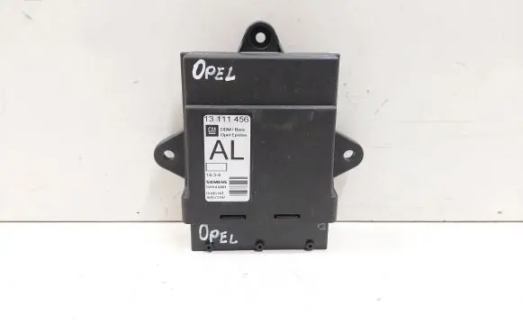 Opel Signum Door control unit/module 13111456 360572197 5WK46001