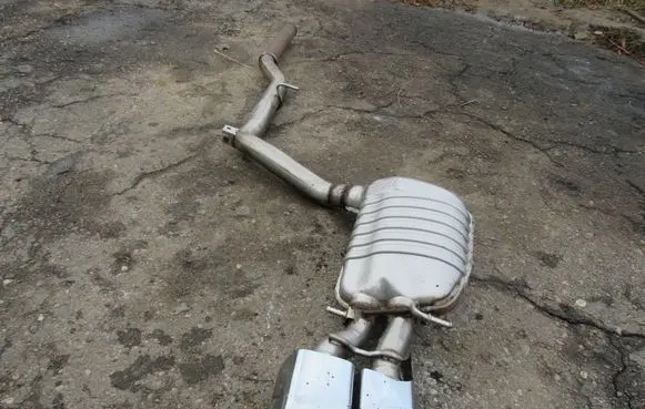 Mercedes-Benz CLS C218 AMG Rear muffler/silencer tail pipe A2184900101-MERC A2184900101