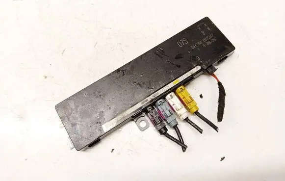 Audi A6 S6 C6 4F Antenna control unit 4f9035225d