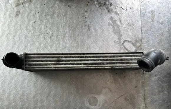 Fiat Doblo Intercooler radiator 1686856 516189530