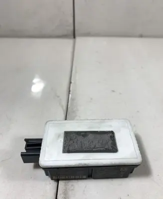 Volvo V70 Door central lock control unit/module 31252988