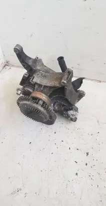 Volkswagen PASSAT B5 Generator/alternator bracket 028903143AF