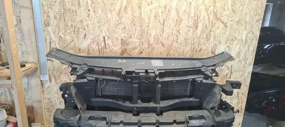 Volkswagen PASSAT B6 Radiator support slam panel 3C0010409J