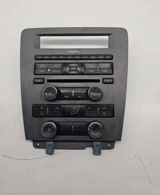 Ford Mustang V Radio/CD/DVD/GPS head unit AR3T18A802JA 0029447 276070400