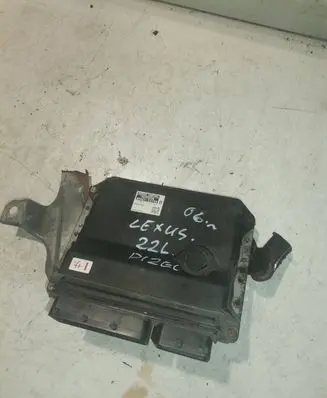 Lexus IS 220D-250-350 Engine control unit/module 8966153700 1758007704