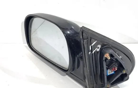 Hyundai Santa Fe Front door electric wing mirror 