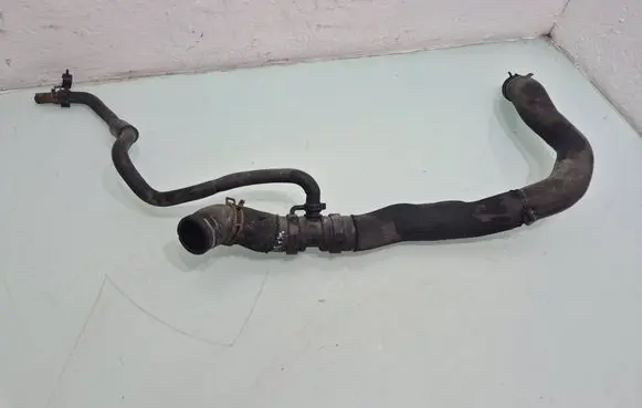 Renault Megane III Engine coolant pipe/hose 