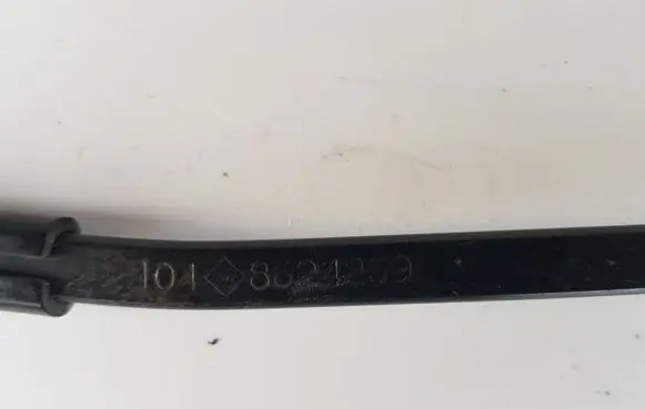 Volvo S60 Front wiper blade arm 8624269