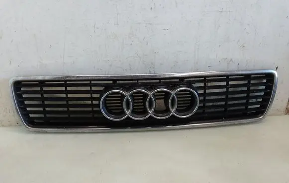 Audi 80 90 S2 B4 Front bumper upper radiator grill